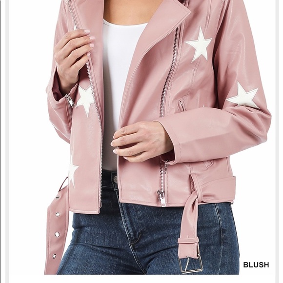 🔴 Last One Size Small 🎀 3 X’s HP 🎀 Vegan Leather Star Patch Moto Jacket Blush 🔴 - Picture 2 of 4